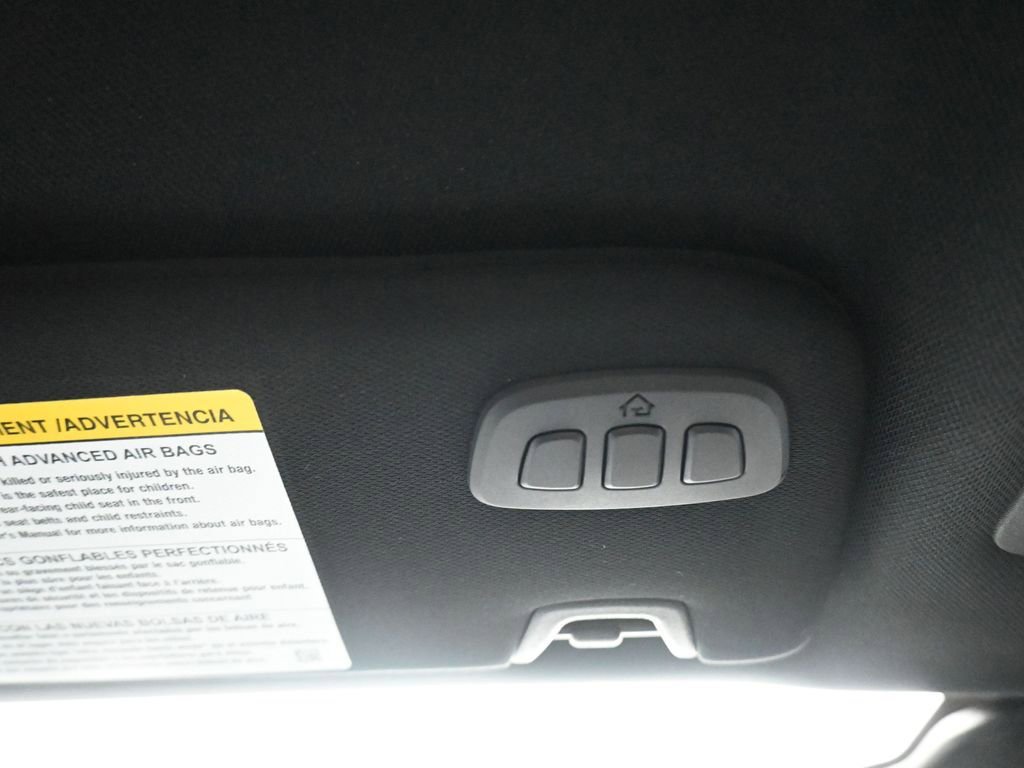 Used 2025 Ford Mustang Dark Horse image 27