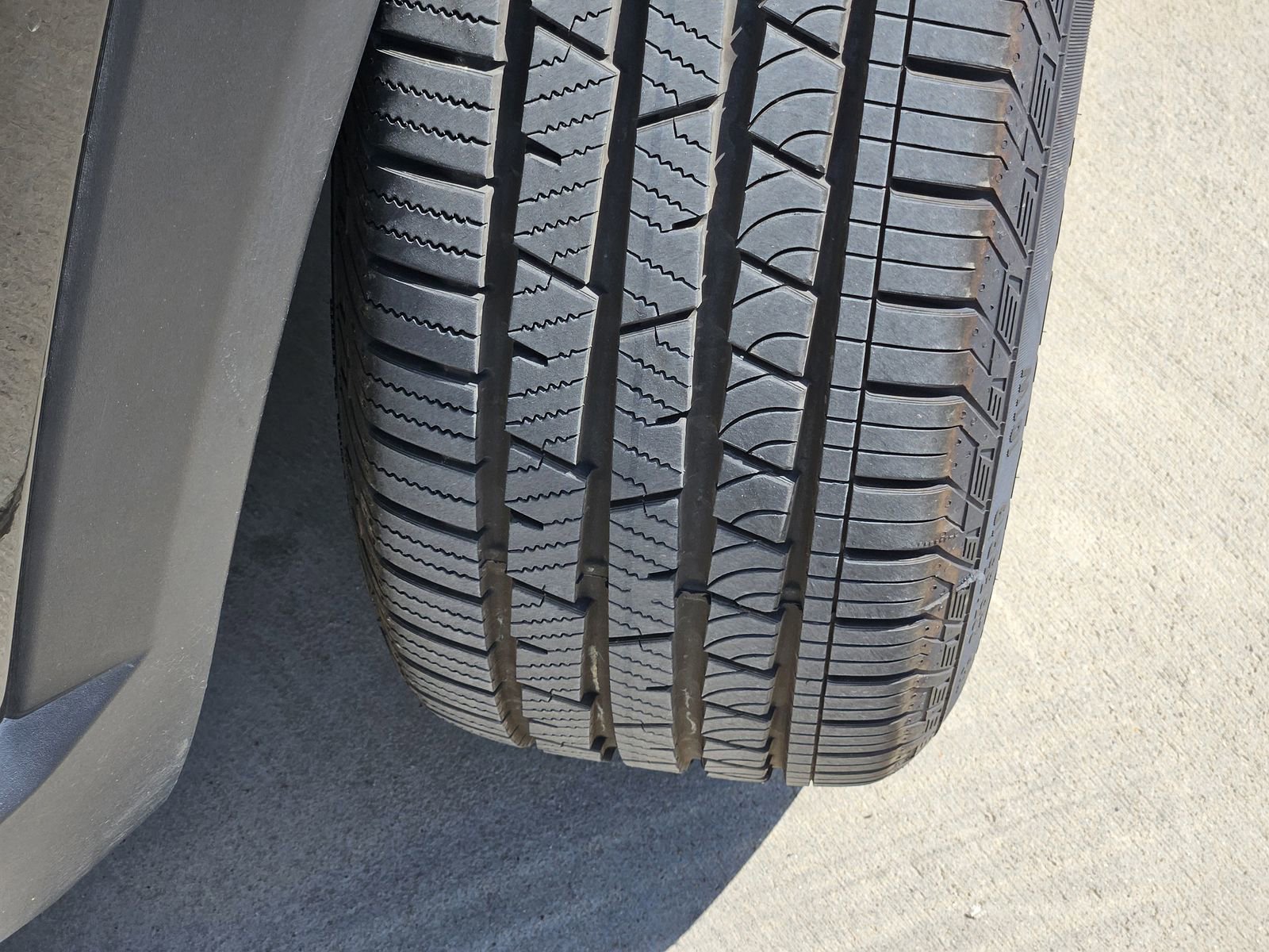 Certified 2025 Chevrolet Equinox RS w/ Safety and Technology Package FWD image 15