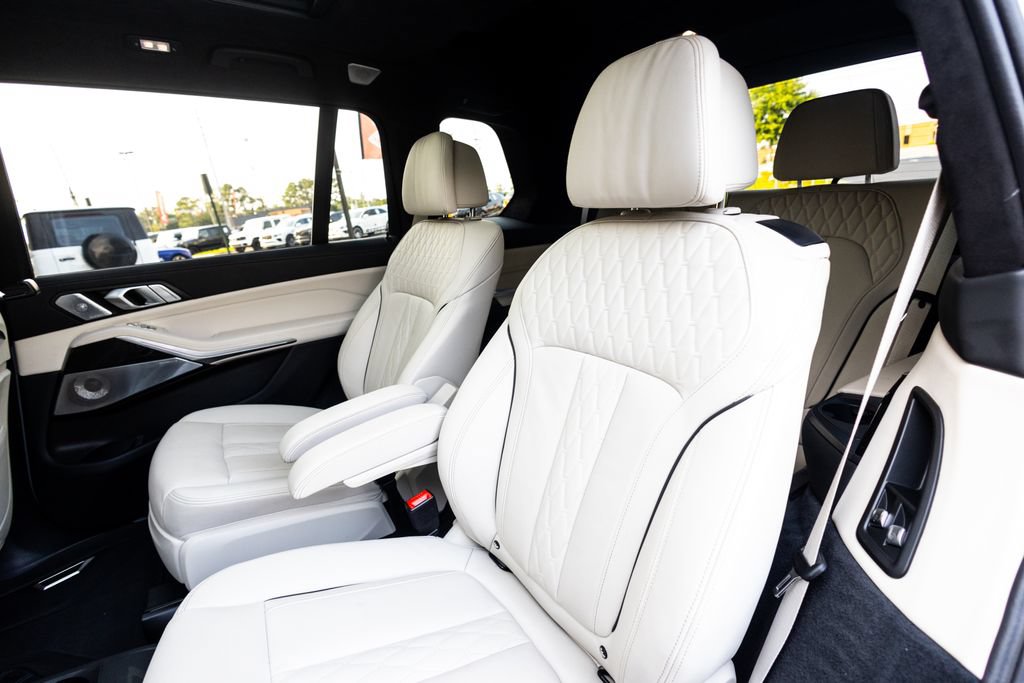 Used 2024 BMW X7 M60i w/ Executive Package AWD/4WD image 51