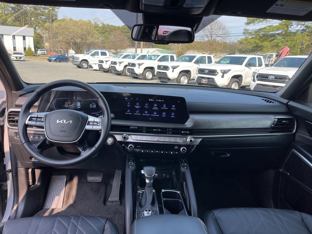 Used 2025 Kia Telluride EX image 8