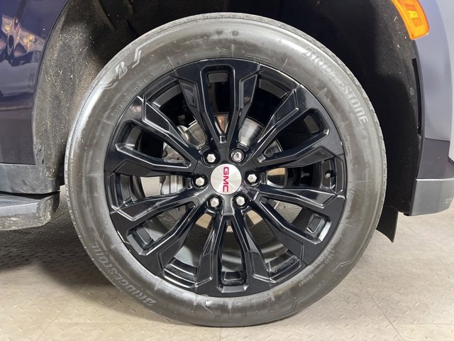 Used 2024 GMC Yukon Denali image 9