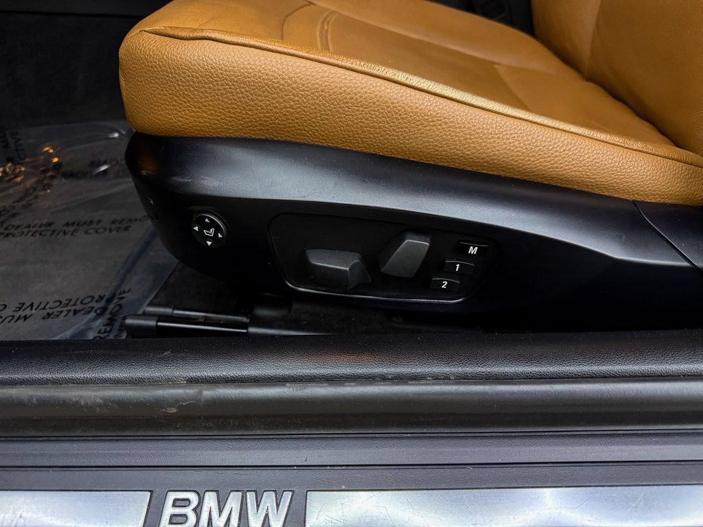 Used 2011 BMW 335i xDrive Coupe AWD/4WD image 16