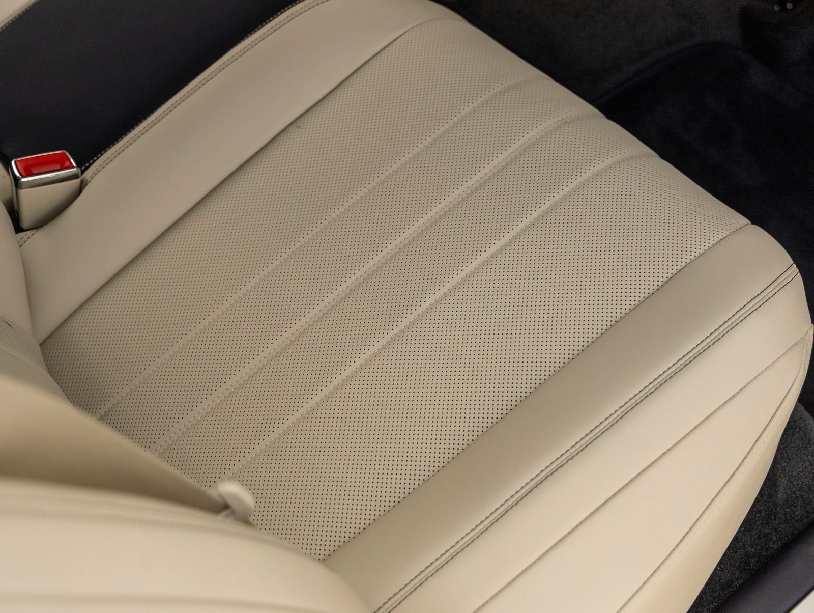 Used 2026 Bentley Flying Spur V8 AWD/4WD image 45