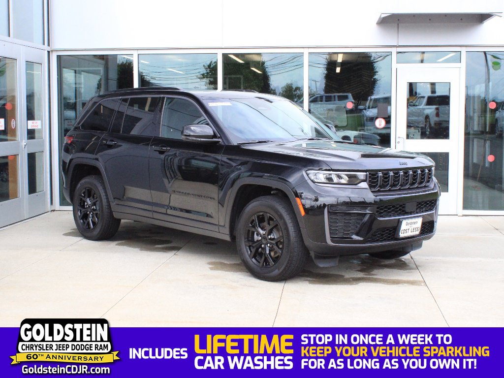 Used 2026 Jeep Grand Cherokee Altitude