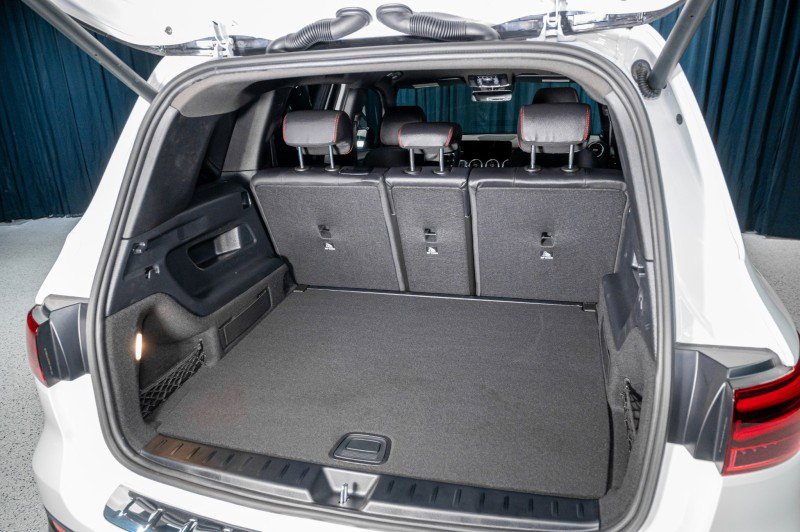 New 2026 Mercedes-Benz GLB 250 4MATIC image 6