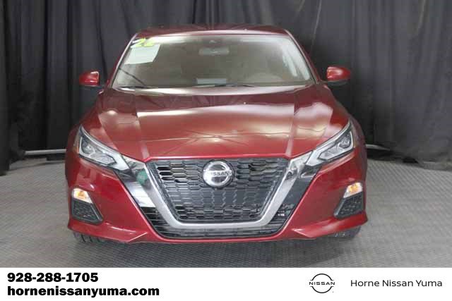 Used 2022 Nissan Altima 2.5 SV image 2