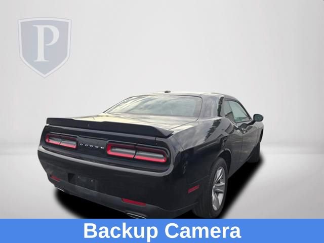 Used 2023 Dodge Challenger SXT RWD image 4