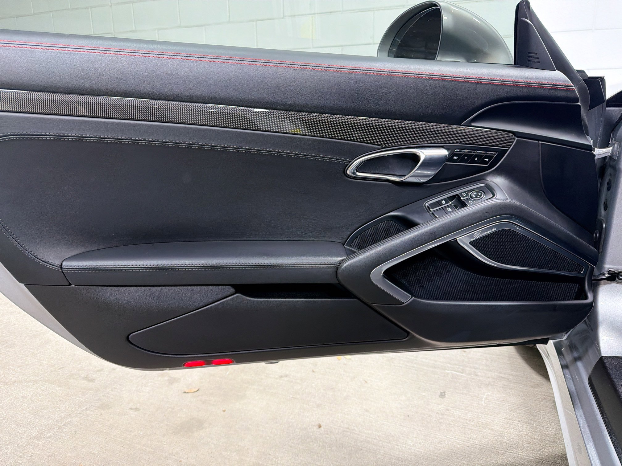 Used 2019 Porsche 911 Turbo image 20