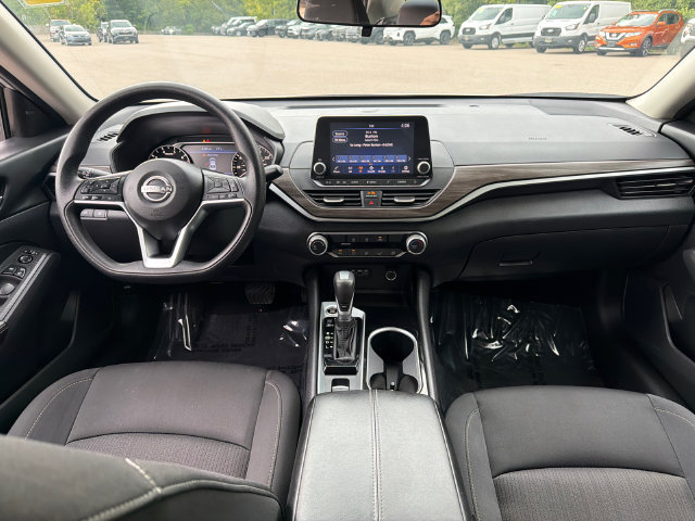 Used 2024 Nissan Altima 2.5 SV AWD/4WD image 20