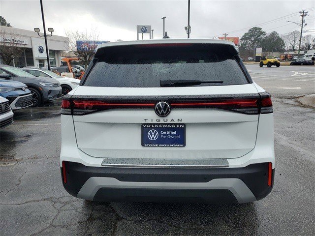 Certified 2025 Volkswagen Tiguan S image 5