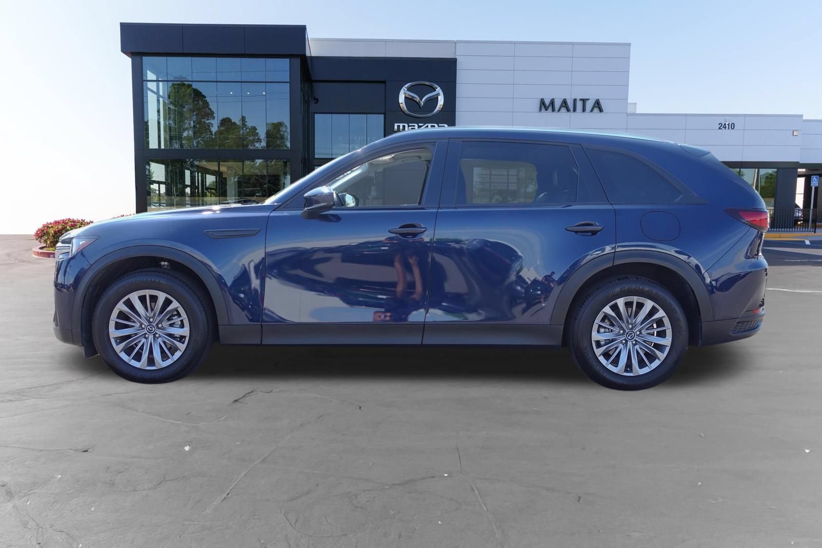 Certified 2024 MAZDA CX-90 3.3 Turbo w/ Preferred Plus AWD/4WD image 8