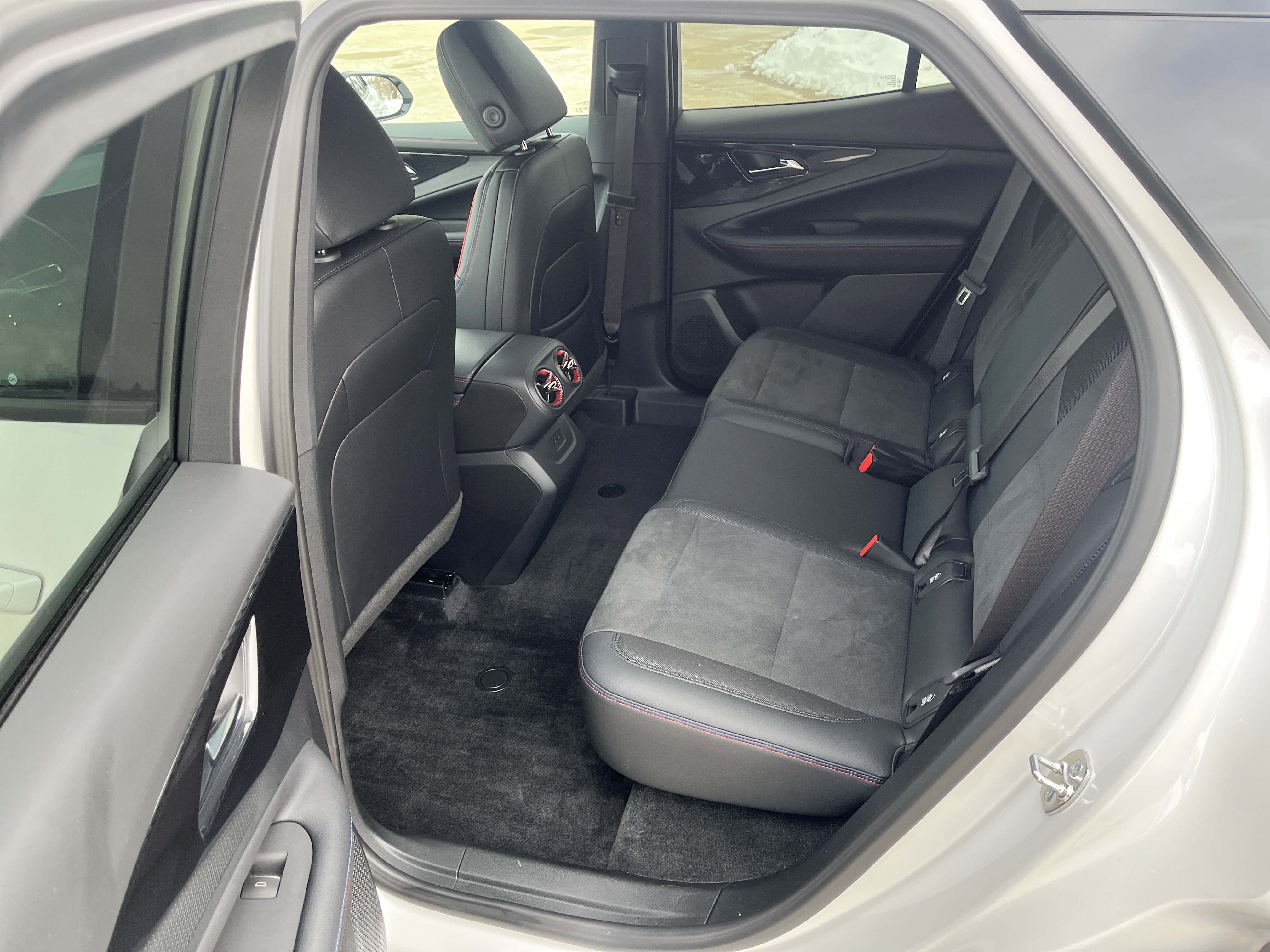 Used 2025 Chevrolet Blazer EV RS image 13