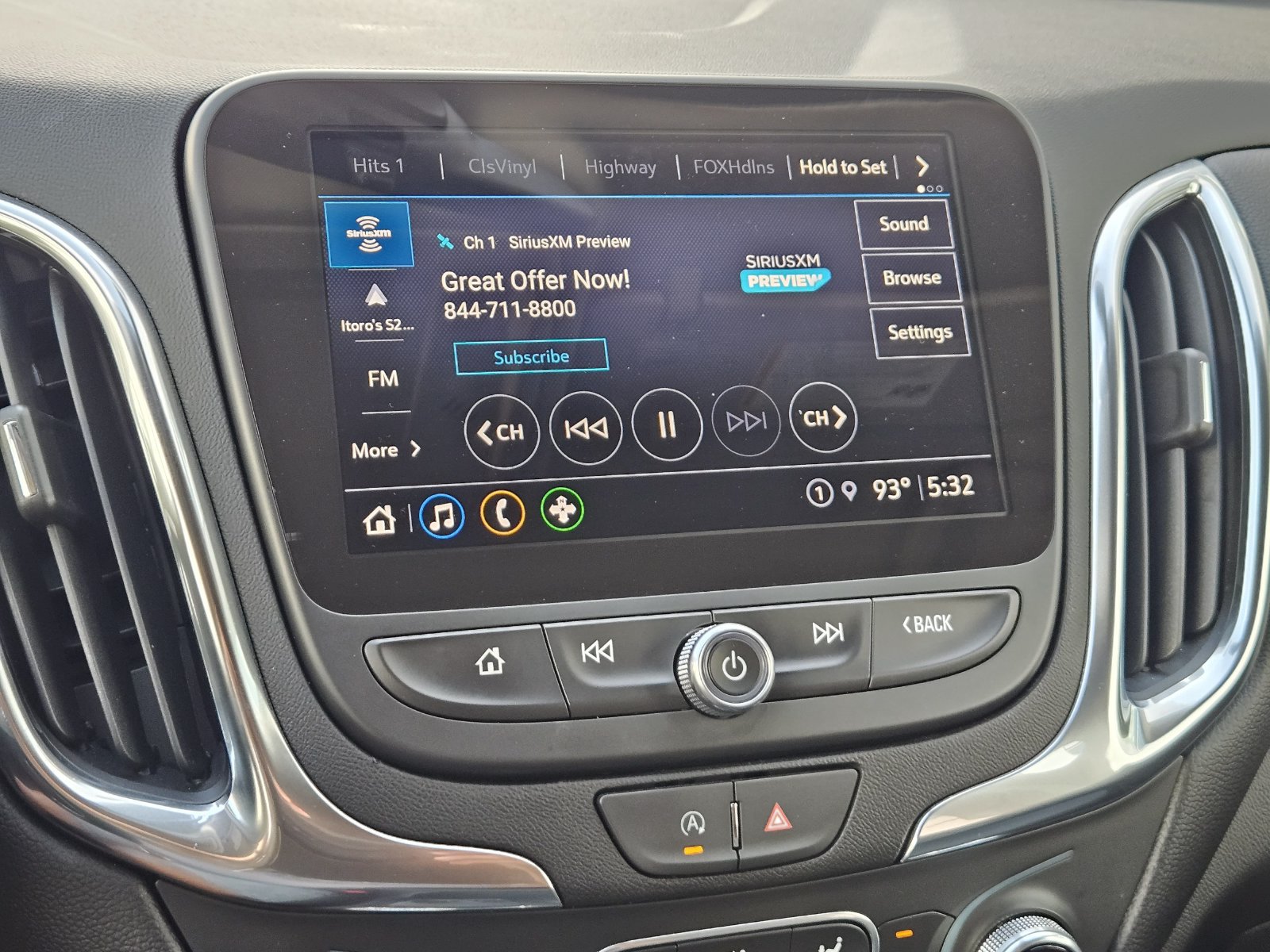 Certified 2024 Chevrolet Equinox LT FWD image 21