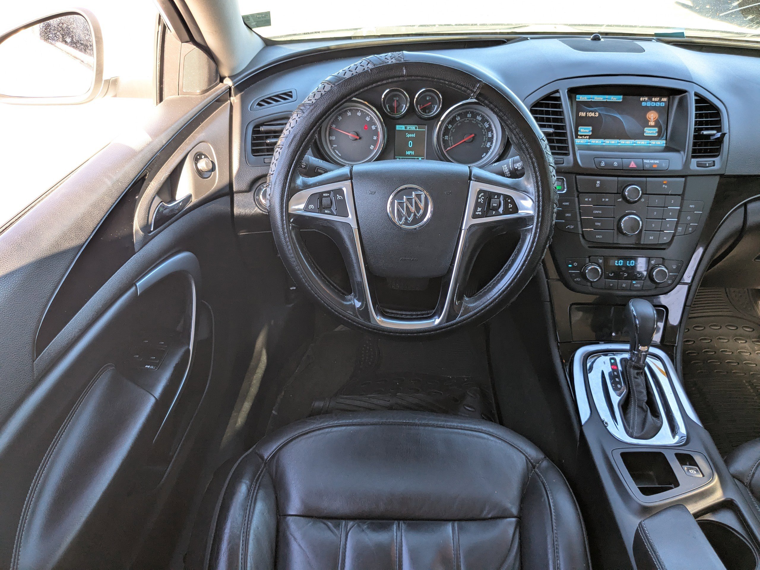 Used 2013 Buick Regal Premium image 15