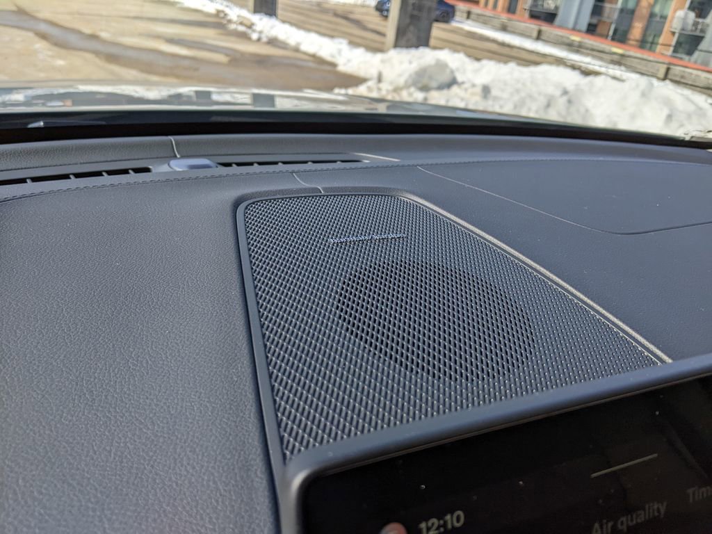 Certified 2026 Volvo XC60 B5 Ultra w/ Protection Package Premier image 16