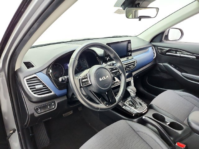 Used 2023 Kia Seltos S AWD/4WD image 20