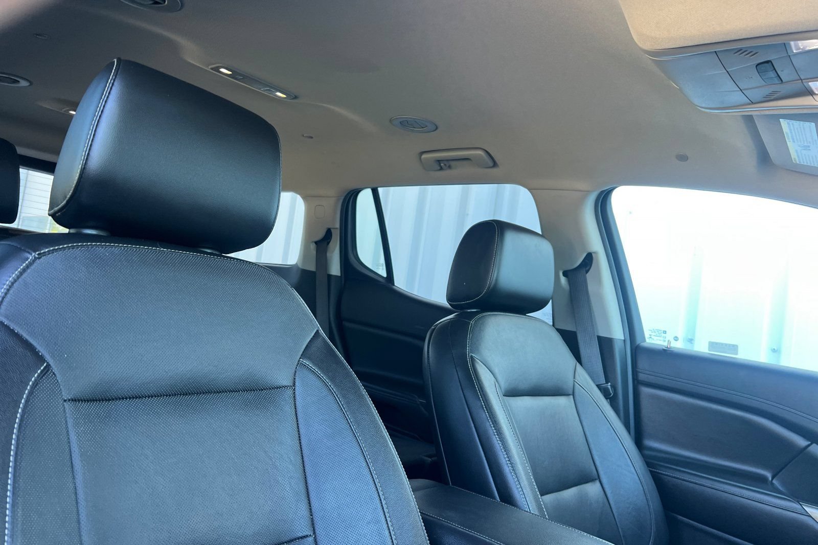 Used 2019 GMC Acadia SLT AWD/4WD image 15