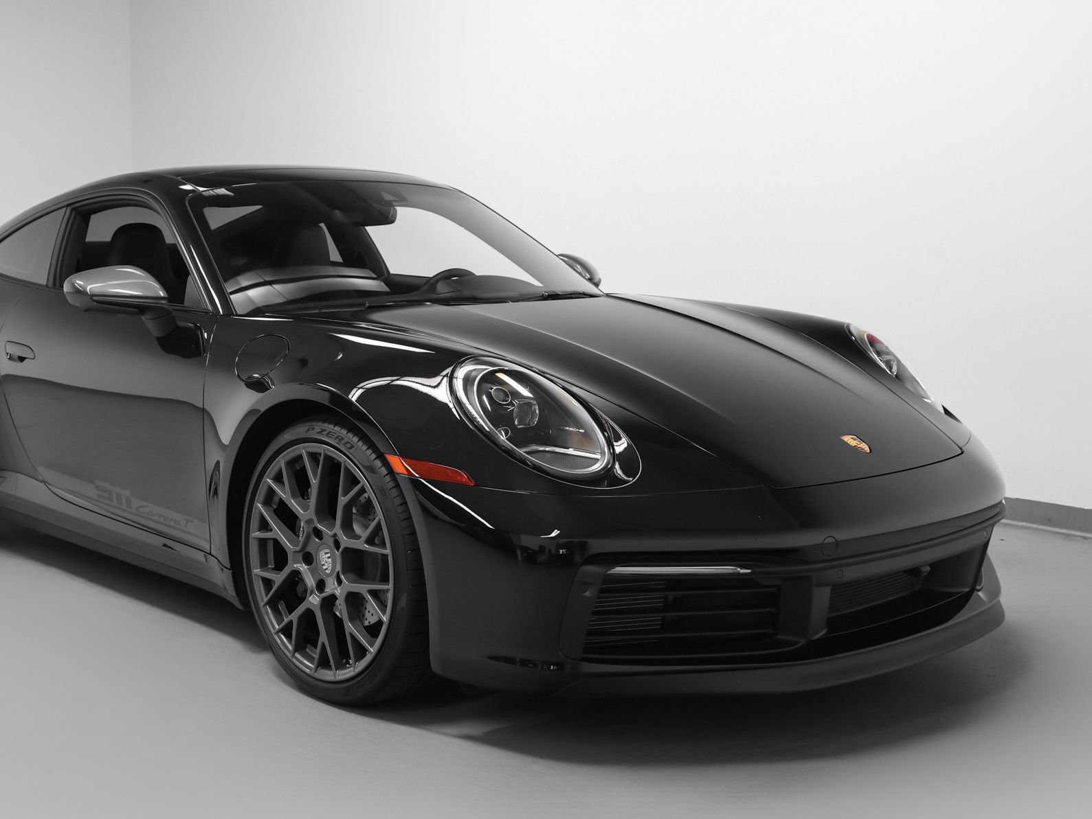 Certified 2024 Porsche 911 Carrera T RWD image 9