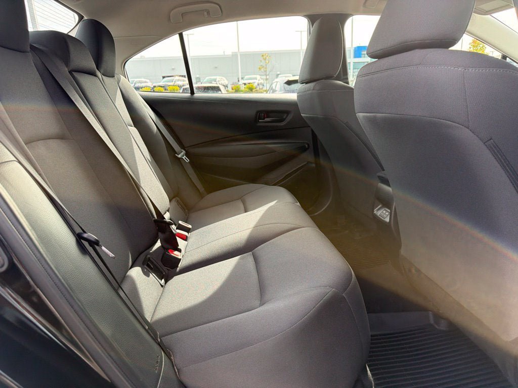 Used 2024 Toyota Corolla LE FWD image 25