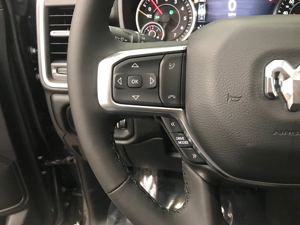 New 2026 RAM 1500 4x4 Crew Cab image 15