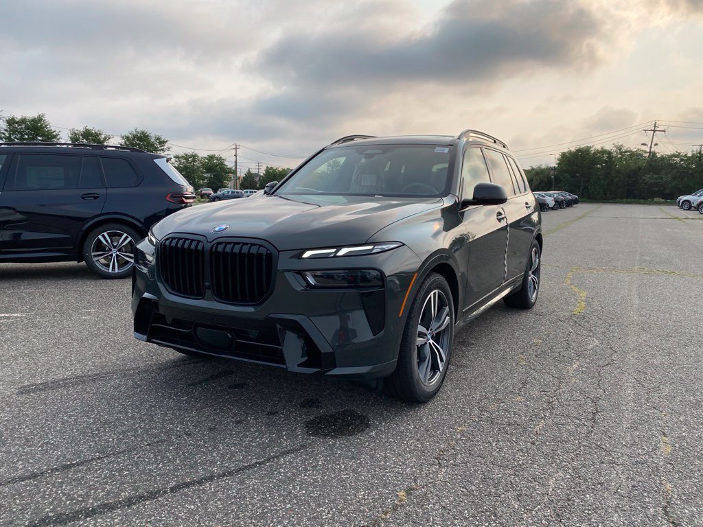 New 2027 BMW X7 xDrive40i w/ Executive Package