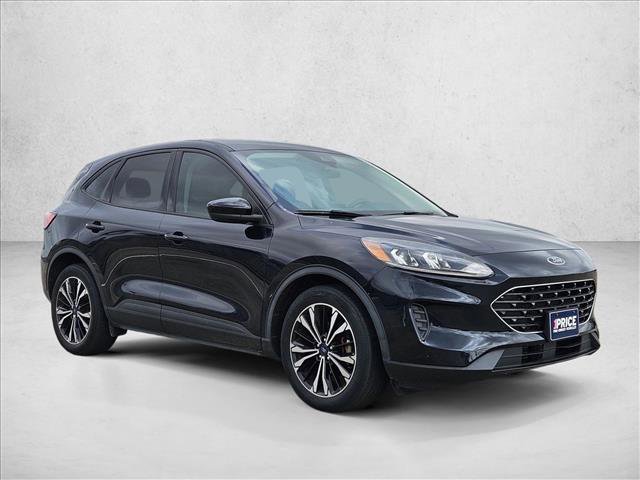 Used 2021 Ford Escape SE w/ SE Sport Appearance Package image 3