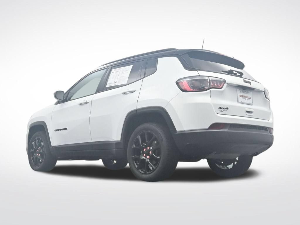Used 2023 Jeep Compass Latitude AWD/4WD image 36