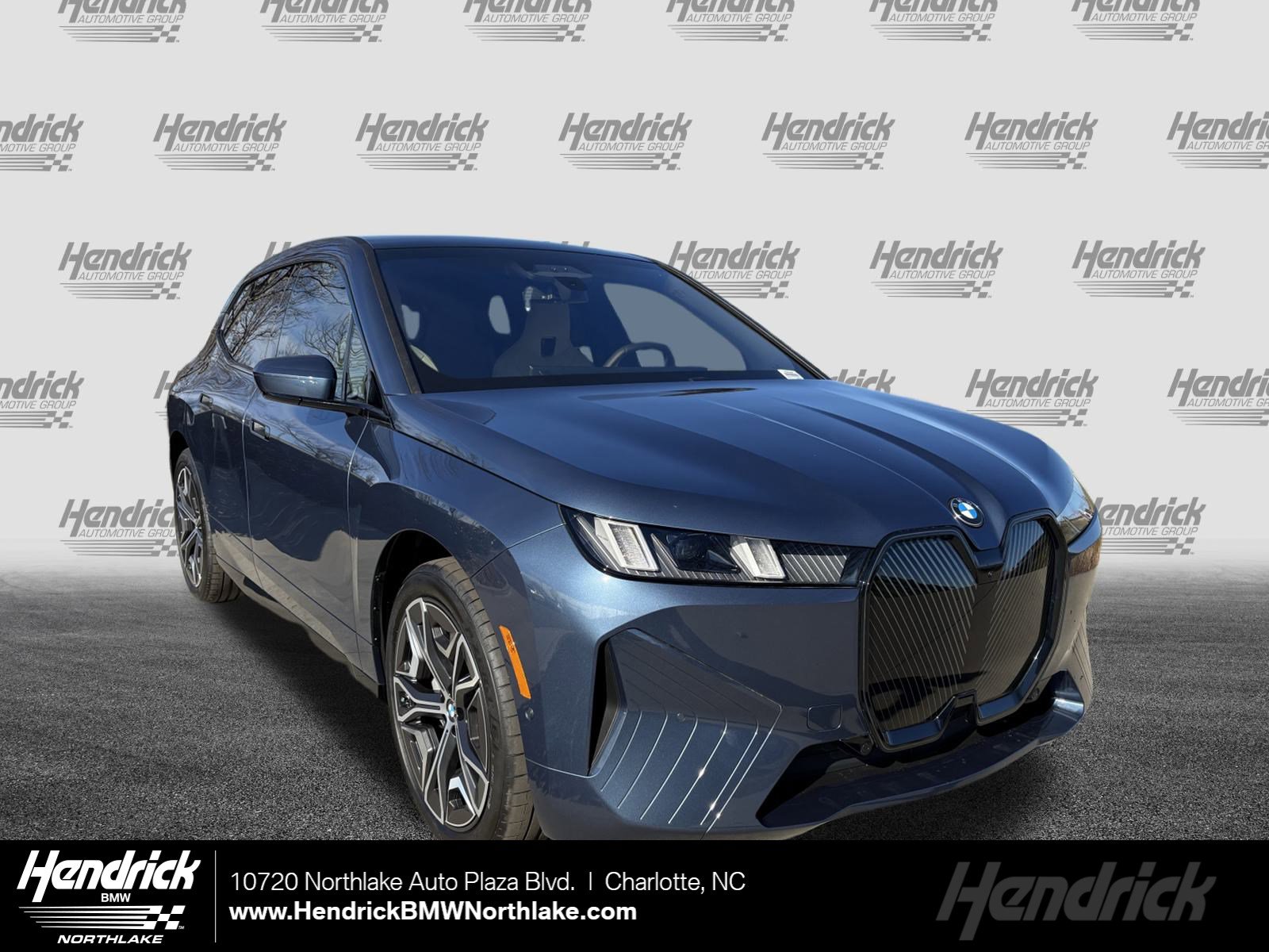 New 2026 BMW iX xDrive60 image 1