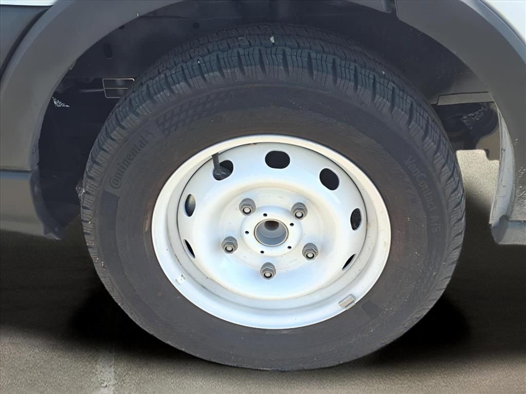 Used 2023 Ford E-Transit Medium Roof w/ Load Area Protection Package image 20