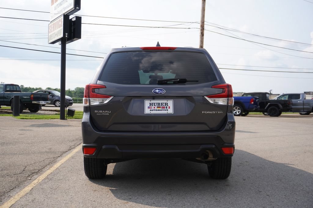 Used 2023 Subaru Forester AWD/4WD image 6