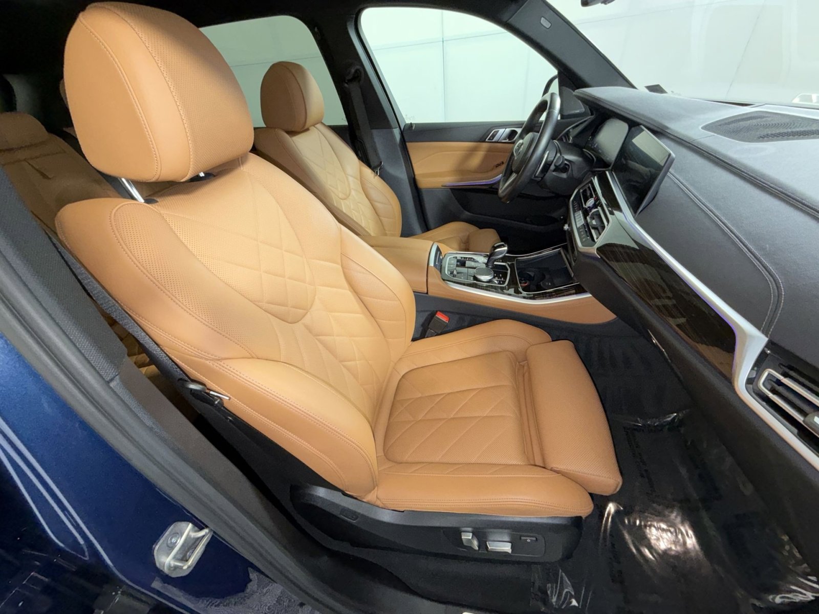 Used 2023 BMW X5 xDrive45e w/ M Sport Package image 27