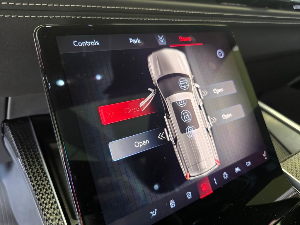 Certified 2026 Cadillac Escalade V w/ LPO, ONYX Package image 36