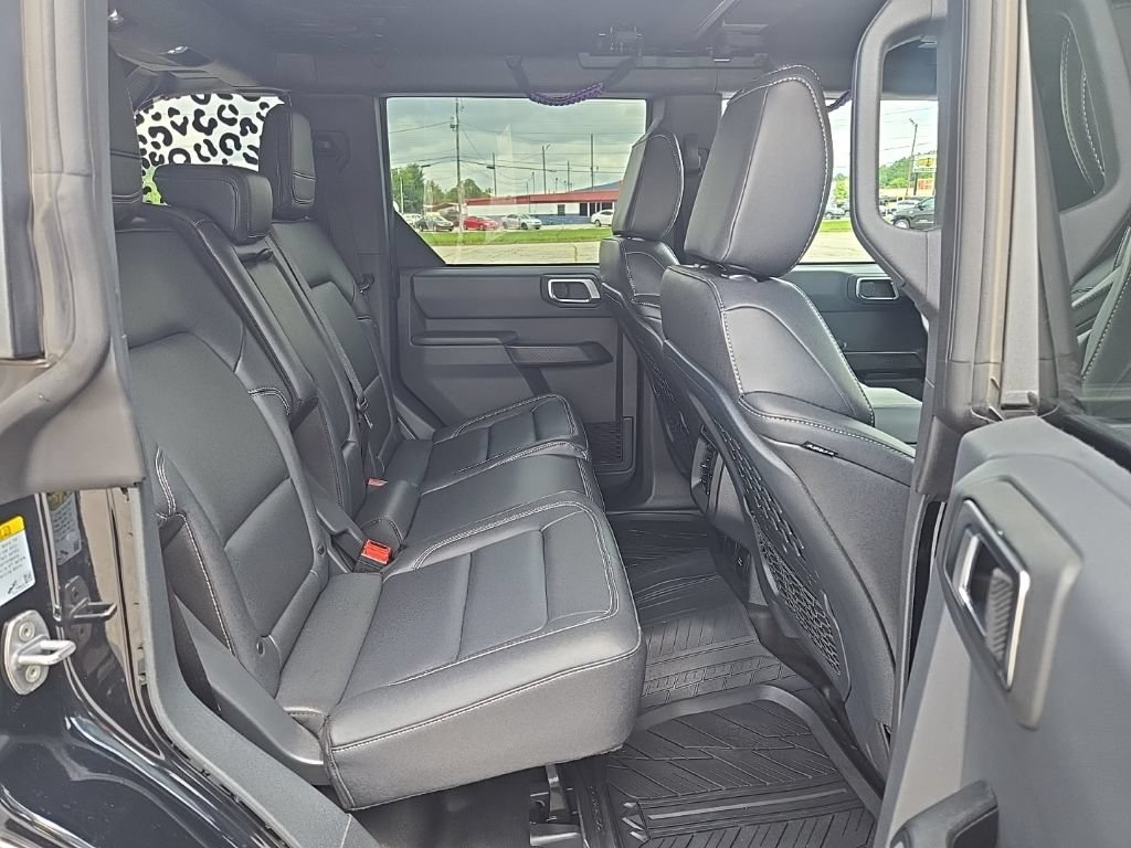 Used 2025 Ford Bronco Big Bend w/ Black Diamond Package AWD/4WD image 20