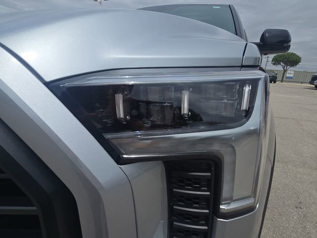 New 2026 Toyota Tundra Limited AWD/4WD image 31