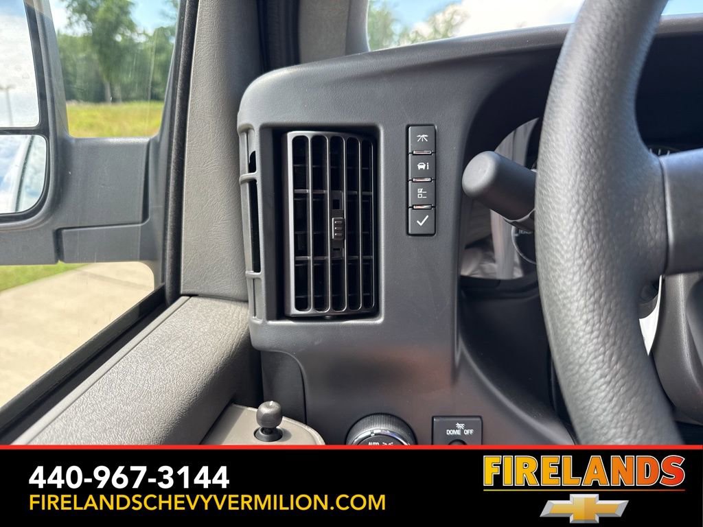 New 2025 Chevrolet Express 2500 w/ Driver Convenience Package image 17