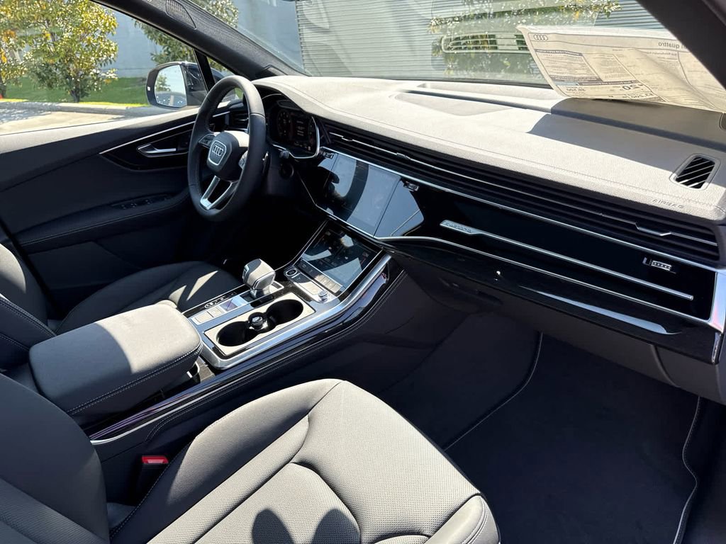 New 2025 Audi Q7 3.0T Premium Plus image 13