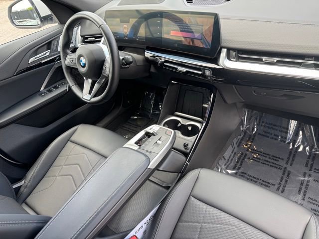 Certified 2025 BMW X2 xDrive28i w/ Technology Package AWD/4WD image 30