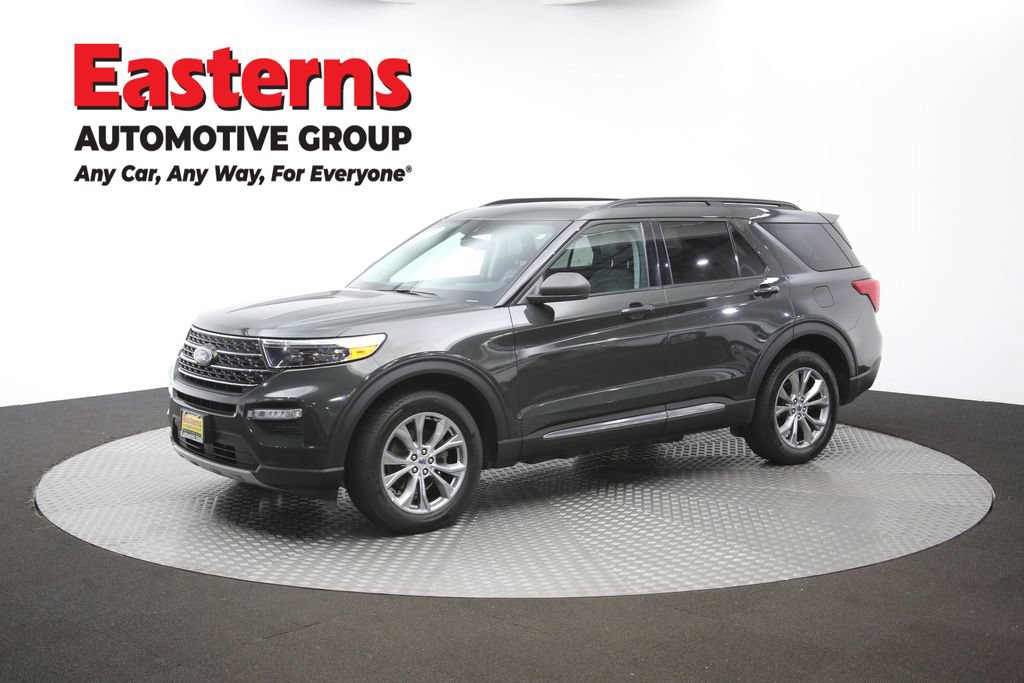 Used 2022 Ford Explorer XLT w/ Equipment Group 202A AWD/4WD image 60