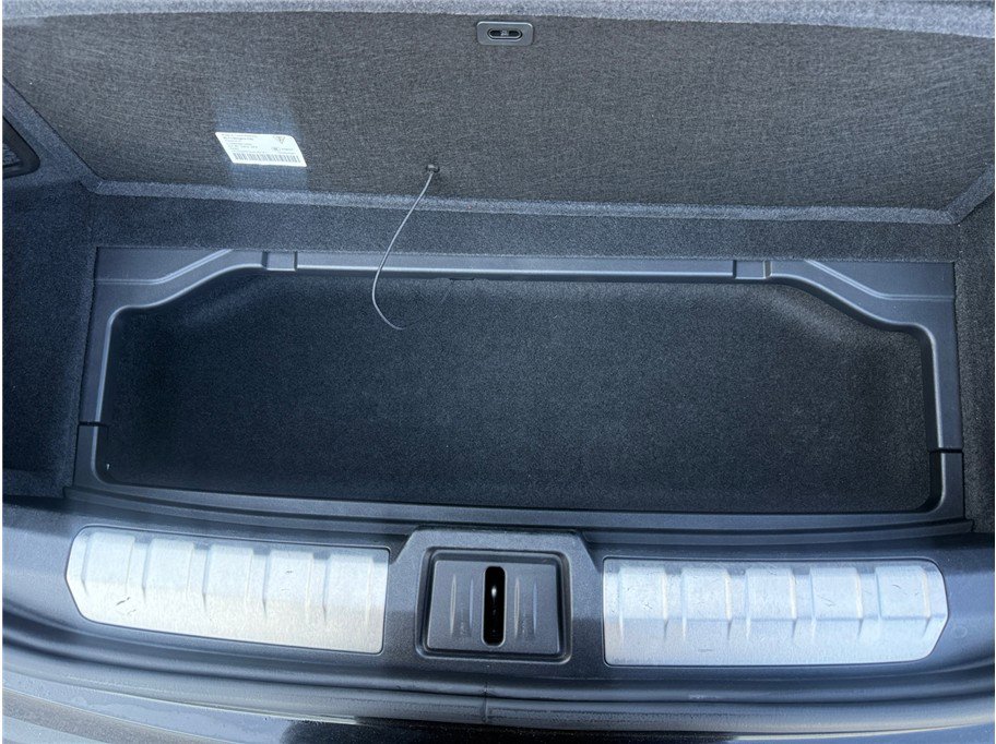 Used 2020 Porsche Taycan 4S image 44