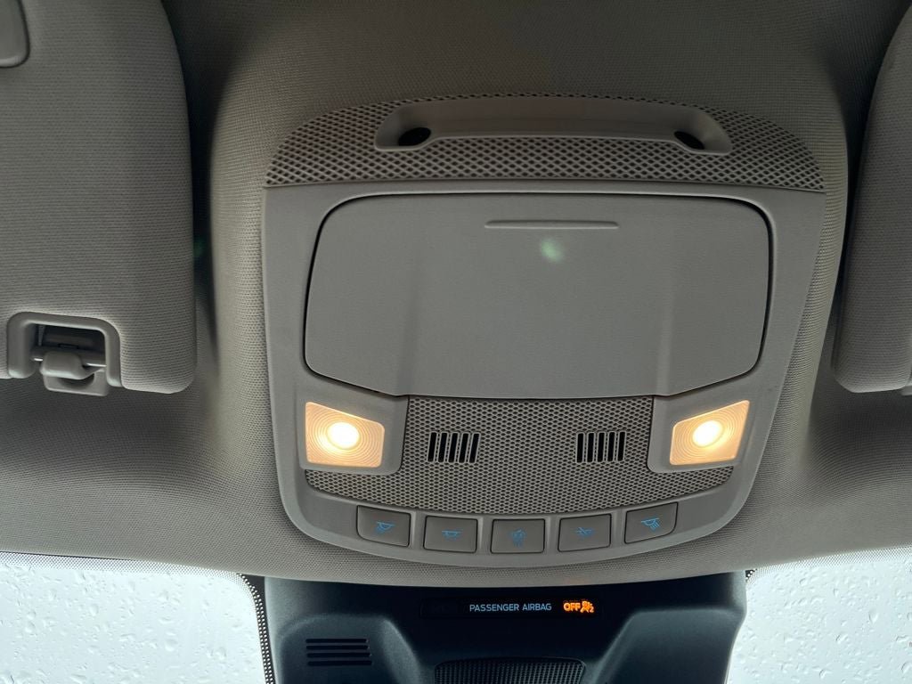 Used 2024 Ford Expedition XLT image 24