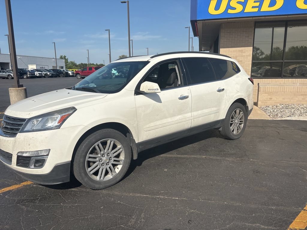 Used 2015 Chevrolet Traverse LT w/ Style and Technology Package FWD image 1