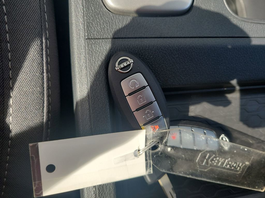 Used 2026 Nissan Frontier SV w/ All-Weather Content Package image 33