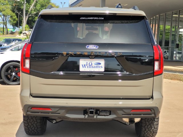 New 2027 Ford Expedition Tremor w/ Driver's Package AWD/4WD image 4