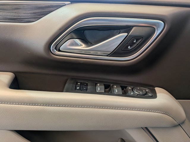 Used 2022 GMC Yukon SLT w/ SLT Premium Package AWD/4WD image 15