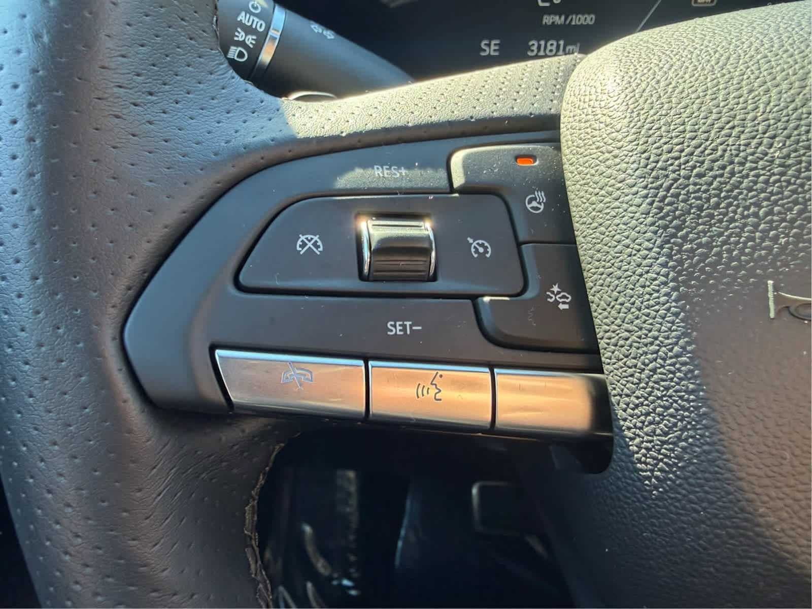 Used 2024 Cadillac XT4 Sport w/ Cold Weather Package AWD/4WD image 14