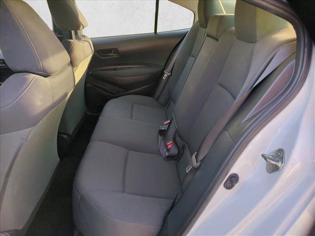 Used 2022 Toyota Corolla LE FWD image 17
