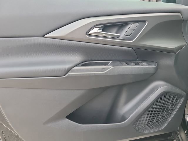 New 2026 Chevrolet Equinox EV LT image 19