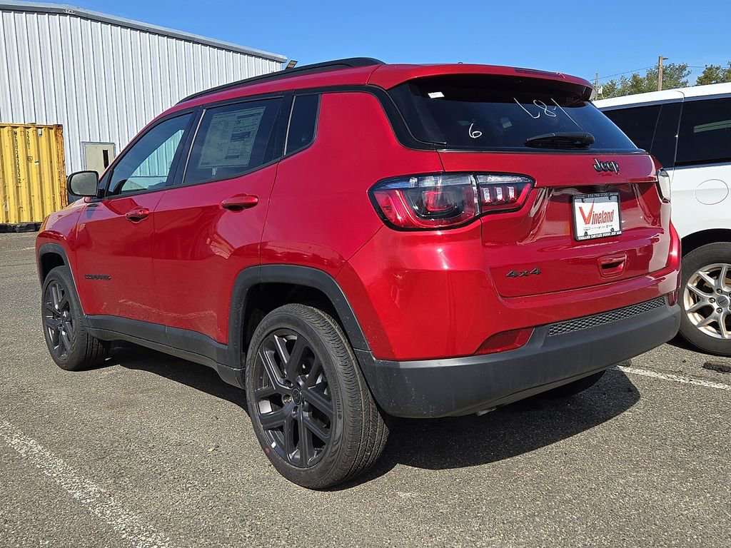 New 2026 Jeep Compass Latitude image 3