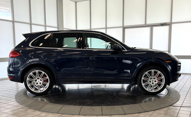 Used 2012 Porsche Cayenne Turbo AWD/4WD image 8