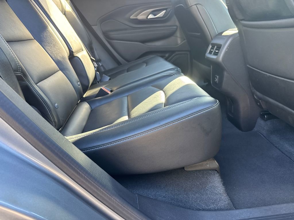 Certified 2024 GMC Terrain SLT image 15
